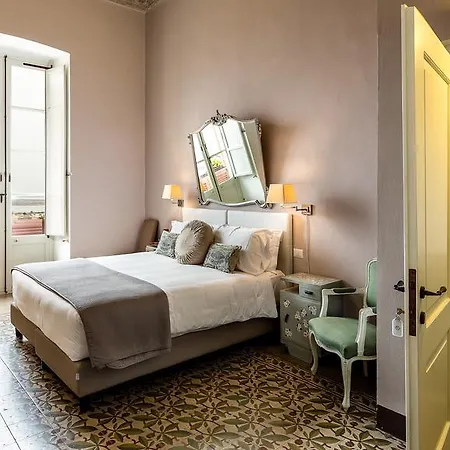 Relais Santa Croce 3* كالياري