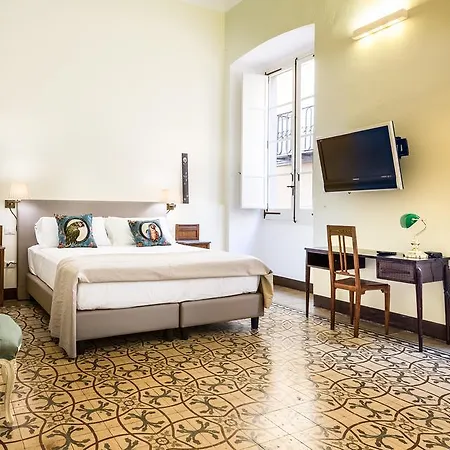 Relais Santa Croce בית הארחה קליארי
