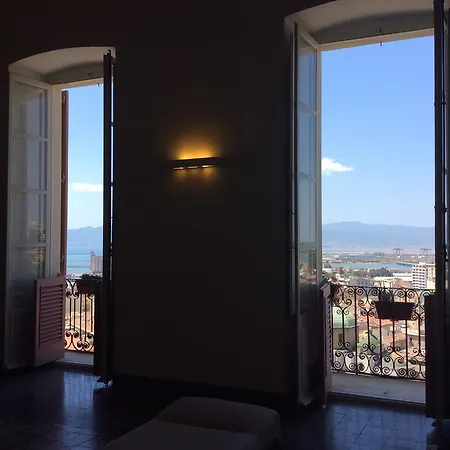 Relais Santa Croce Gæstehus Cagliari