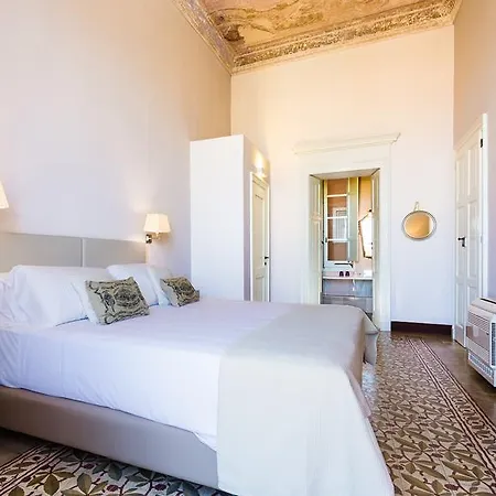 Relais Santa Croce 4*